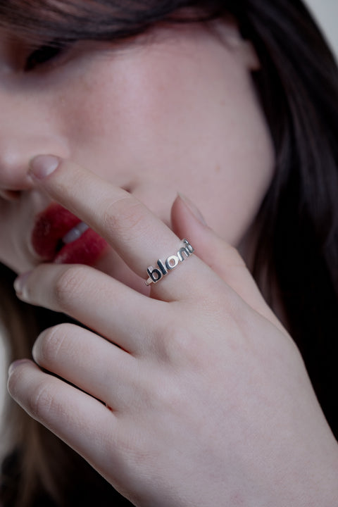 Anéis Above Average – editorial
