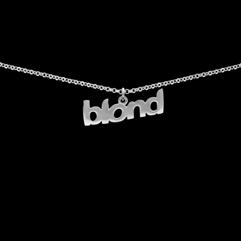 BLOND NECKLACE